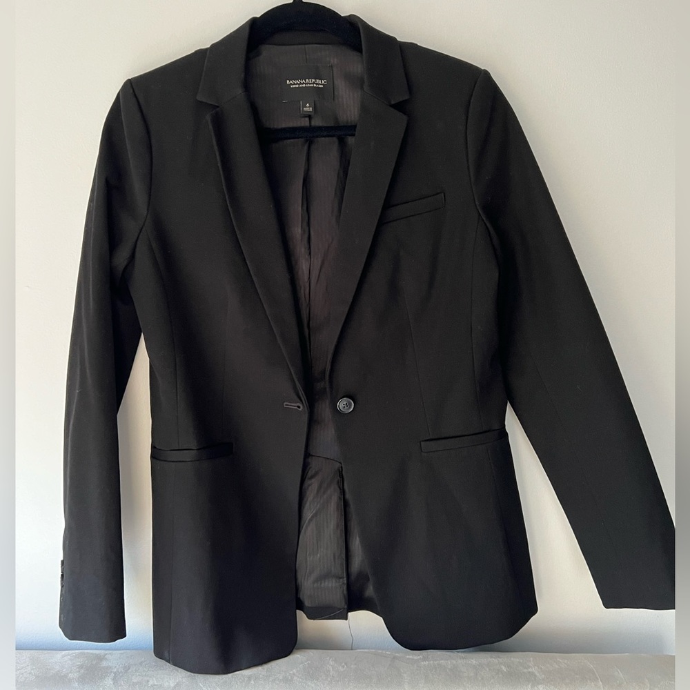 Banana Republic Black Blazer